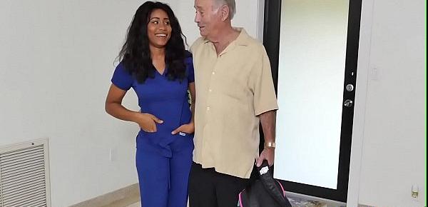  Ebony nurse fucks geriatrics at home visit